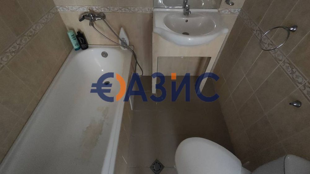 Продава се Едностаен апартамент в к.к. Елените - 74 кв.м за 241 €/кв.м - Снимка #11