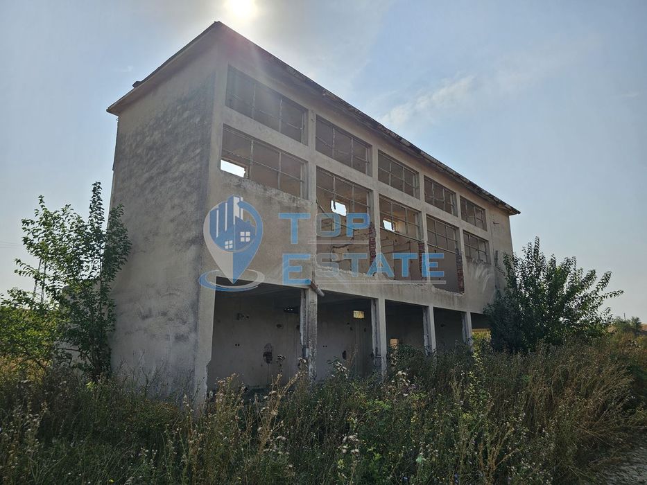 Продава се Промишлена сграда в с. Овча могила, Област Велико Търново - 1601 кв.м за 257 €/кв.м - Снимка #9