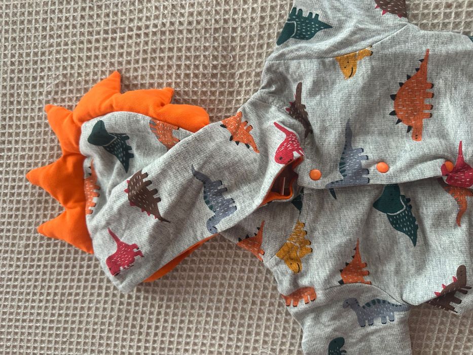 Бебешки Динозавър гащеризон baby 3-6м