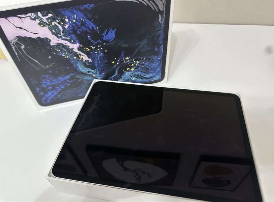 iPad pro M2 64 gb