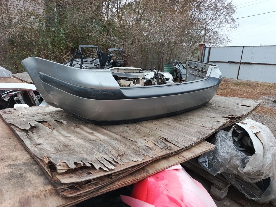 Бампер задний Гольф 4 Универсал