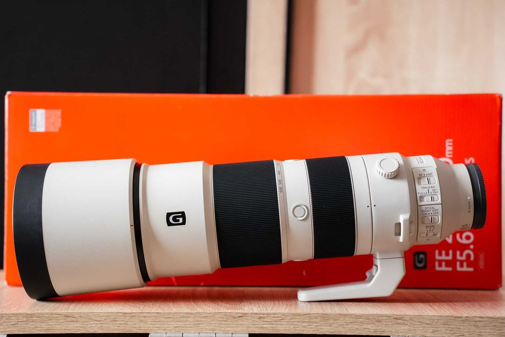Sony 200-600mm f/5.6-6.3 G OSS