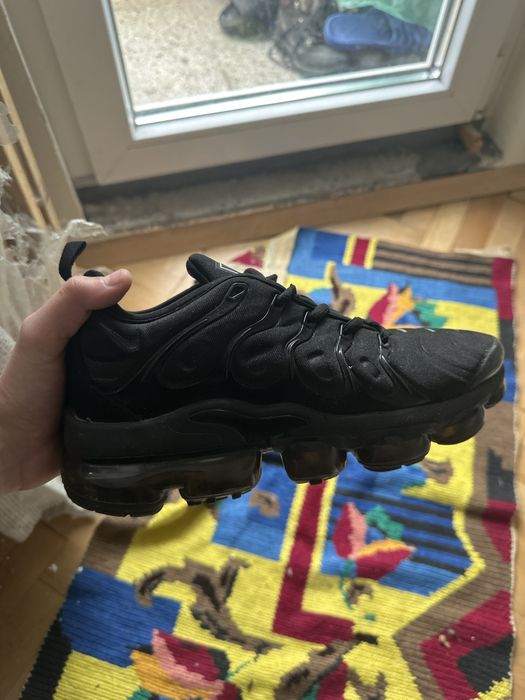 NIKE Air Vapormax Plus