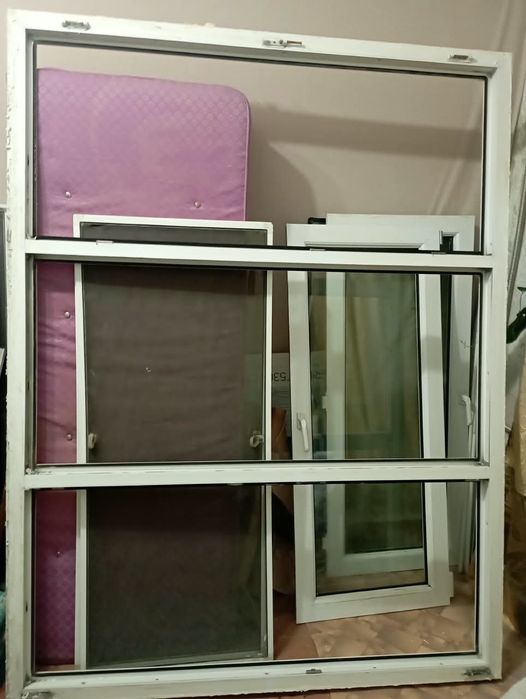 Продам пластиковое окно