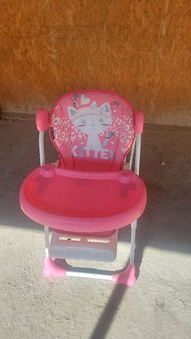 Детский стульчик для кормления