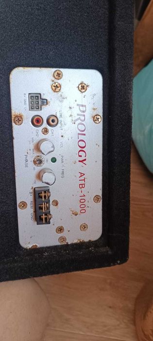 Сабвуфер в машину б\у