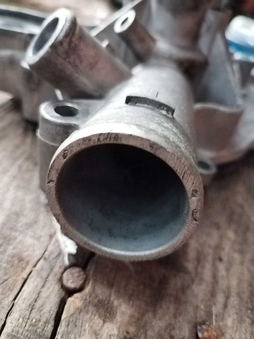 Водна помпа за Mercedes