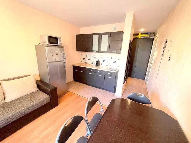 Продава се Едностаен апартамент в Свети Влас - 40 кв.м за 1425 €/кв.м - Снимка #3