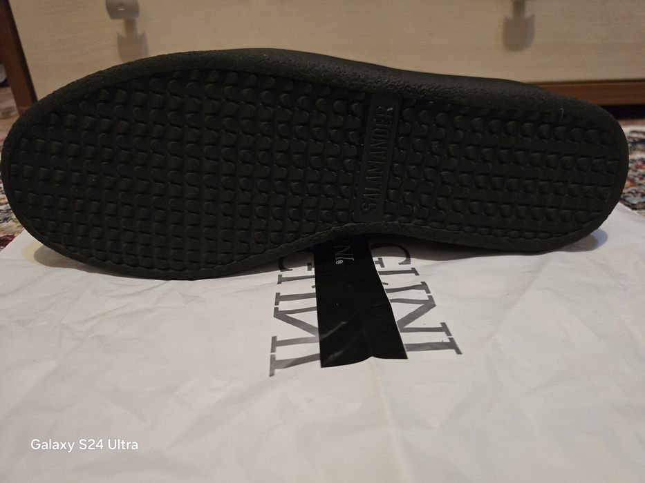 Продам зимние сапоги