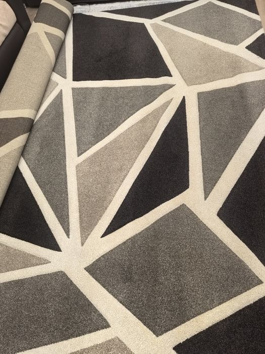 Продам ковры производство Турция.