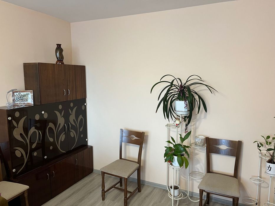 Дава се под наем Тристаен апартамент в Варна, Цветен квартал - 94 кв.м за 548.25 € - Снимка #9