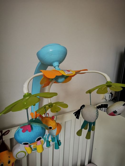 Музикална въртележка Tiny love