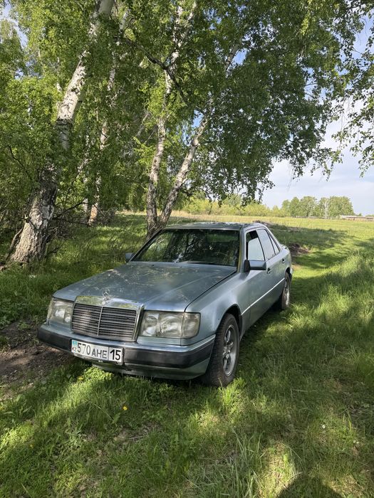 Mercedes-Benz w124