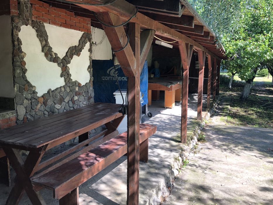 Inchiriez vila  cazare camere echipe muncitori