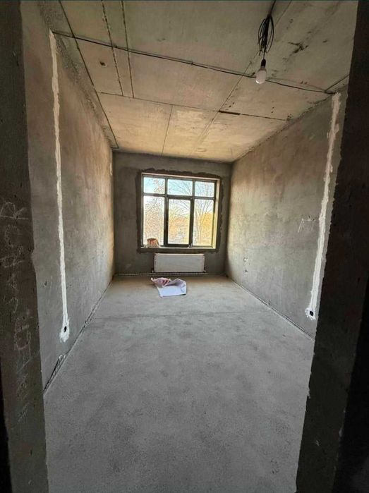 3 комнатная квартира в новостройке на Казирабаде, 103м2 без ремонта