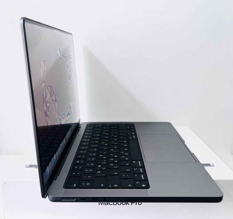 Apple MacBook Pro 14'' 2021 M1 PRO 16RAM 1TB SSD Гаранция!