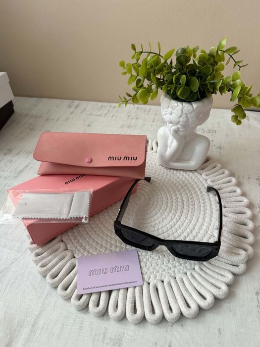 Слънчеви очила Miu Miu