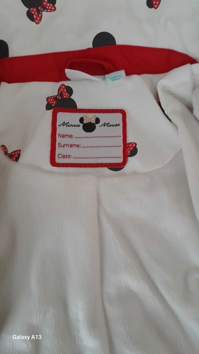 Продам для  девочки плащик