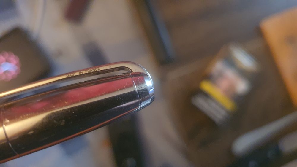 S.T.Dupont ролер лимитиран