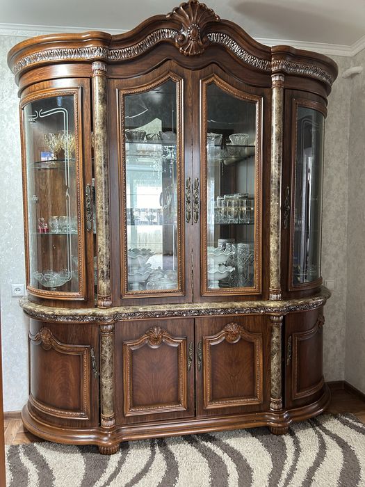 Сервант для посуды