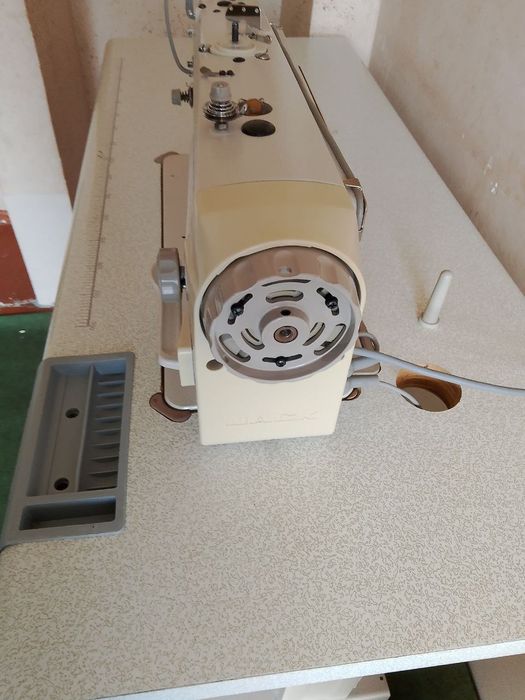 Tikuv moshinkalar sotiladi yangi holati