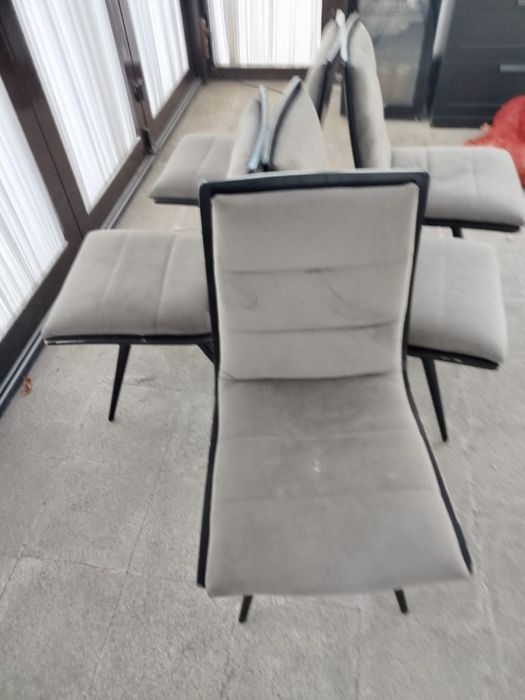 Стулья качественные 5штук