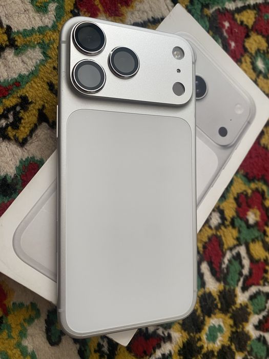 17 pro max 256gb