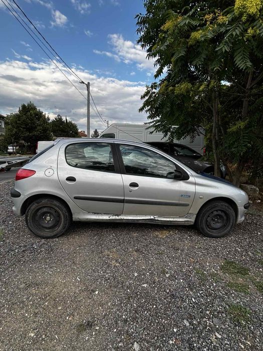 Peugeot 206 1.4i 75кс бензин 2002г. НА ЧАСТИ