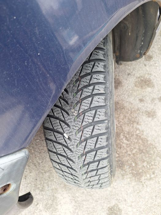 Продавам автомобил