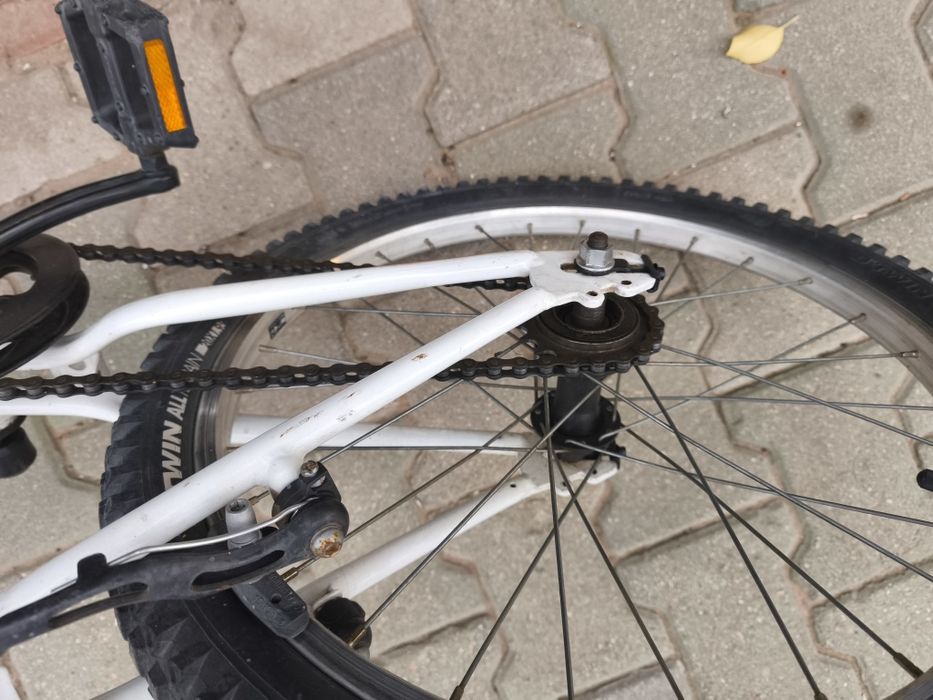 Bicicleta MTB copii 20" Decathlon Rockrider alba, fete/baieti