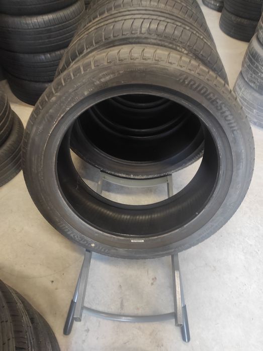 245/45/19 Bridgestone