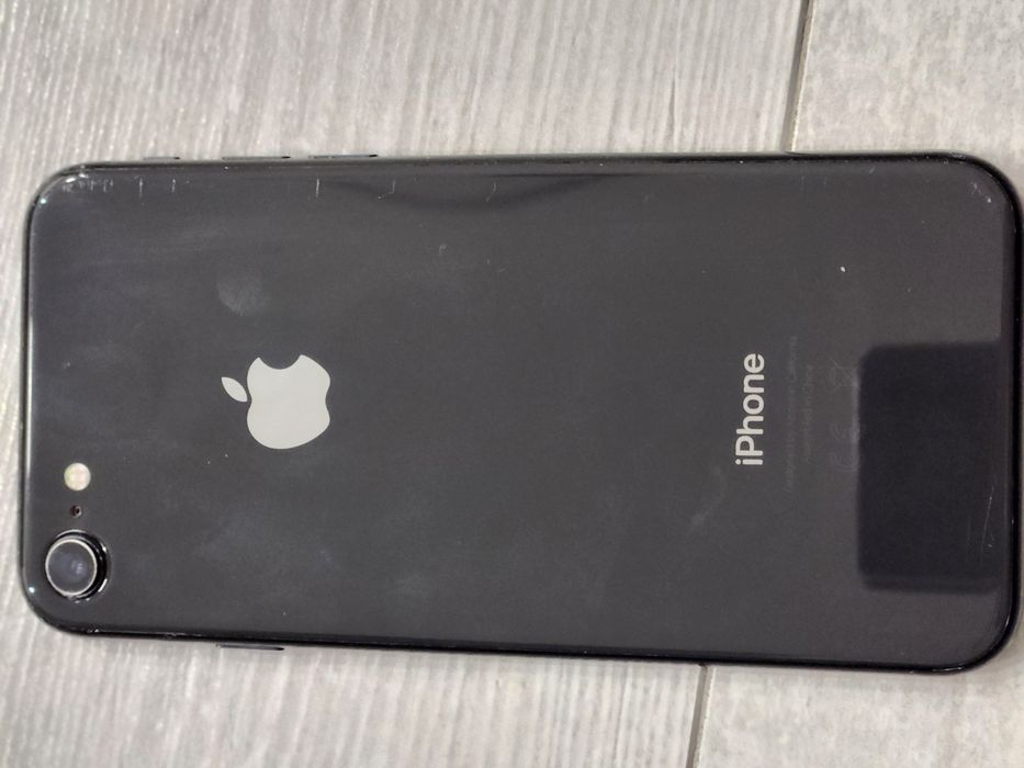 Iphone SE 2020 года