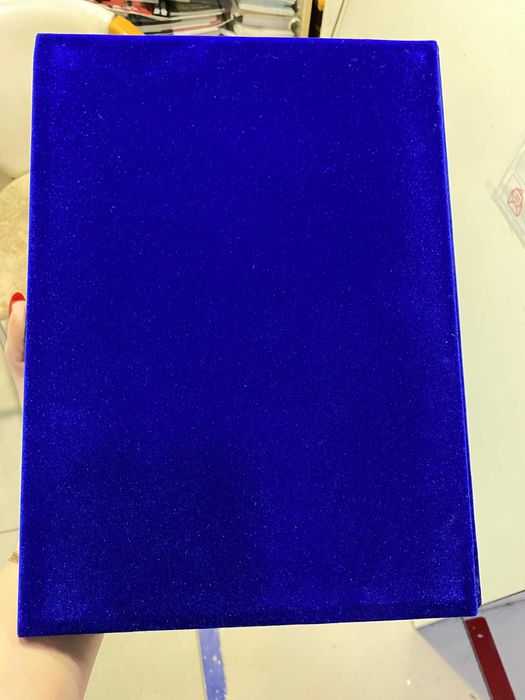 Поздравительные бархатные папки