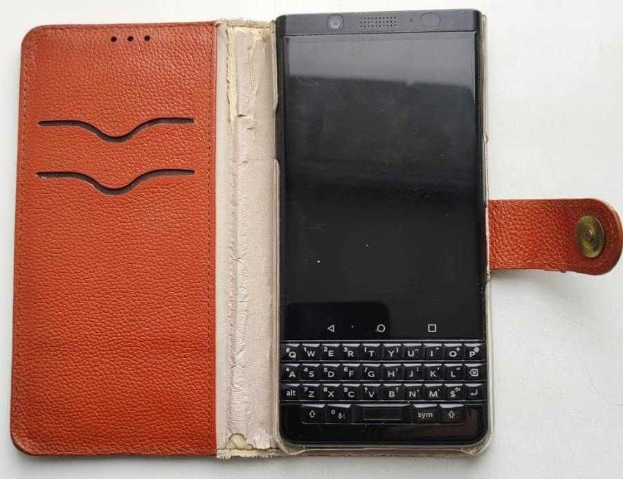 смартфон BlackBerry KEYone Limited Edition Black
