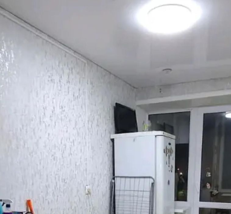 Продам комнату в общежитии с душем