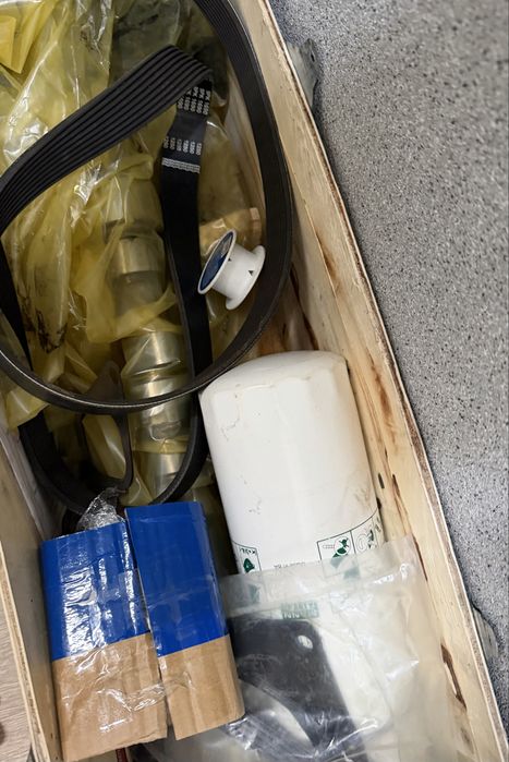 Запчасти на МАЗ рено мотор