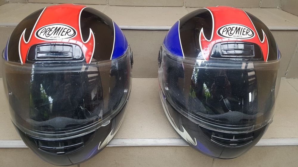 Pantaloni piele, geci, casca, manusi moto, motociclist