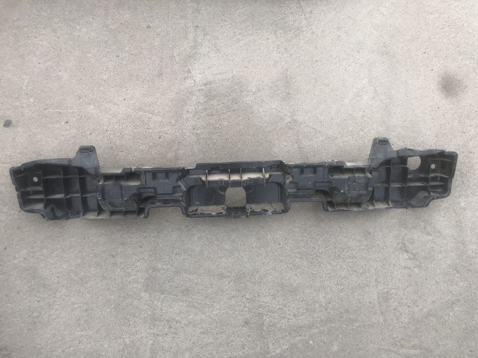 Kia Carens 2023 orqa bamber zapchastlari