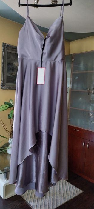 Нова елегантна рокля LAONA