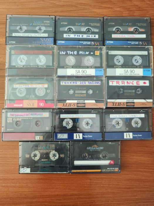 Casete audio de calitate cu muzica Tehno-Trance, etc