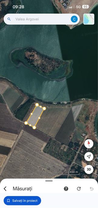 Teren pe malul lacului Mostistea