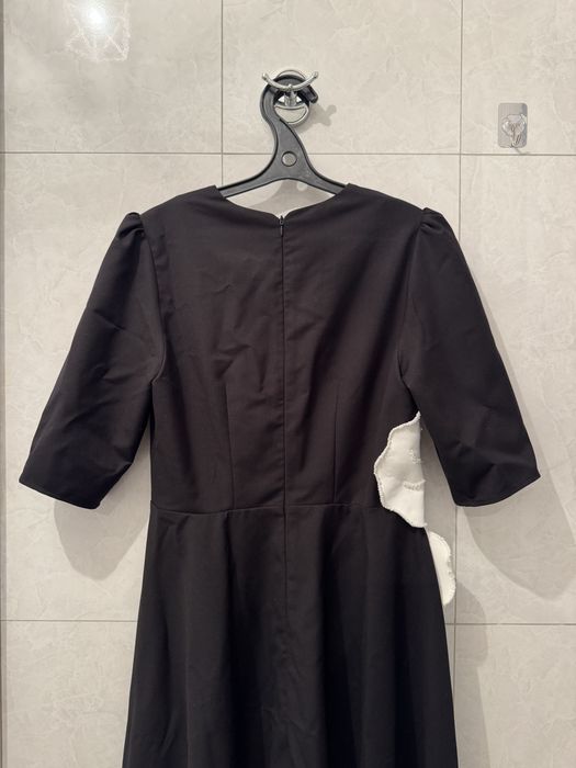 Продам платье черное