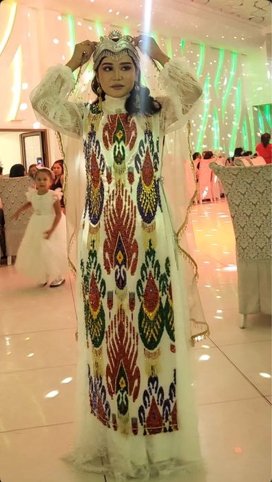 Ansambllar srochni sotiladi