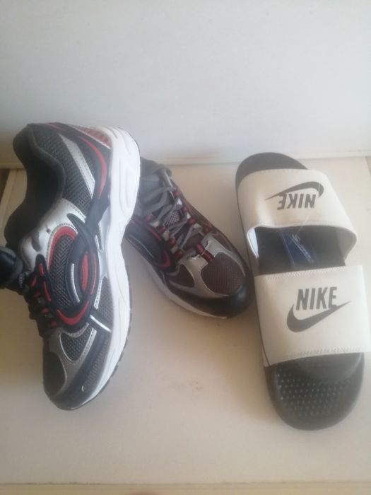 Общо цена чехли, Nike,+маратонки.