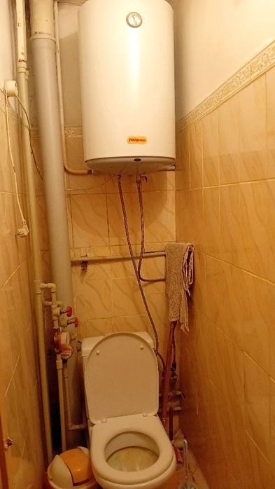 Продаётся 3 ком.кв. мкр 7, дом 13