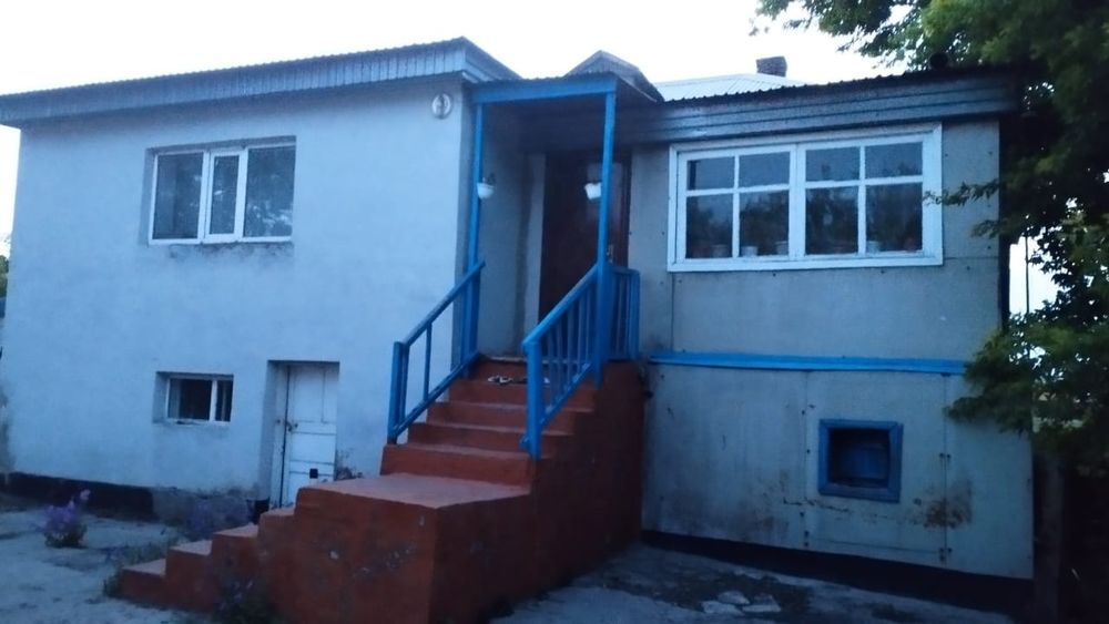 Продаю дом в п. Осакаровка