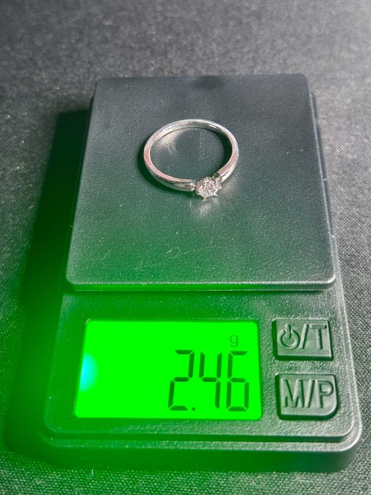 GIA Сертифициран Диамантен Пръстен 0.30ct. E/VS2 18к Бяло Злато