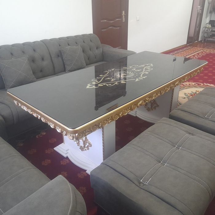 Zamonaviy stollar siz xoxlagan razmerlarda