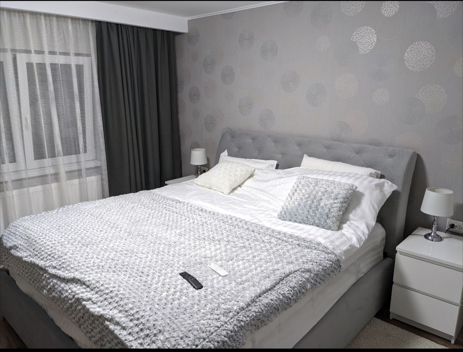 Apartament 3 camere decomandat modern