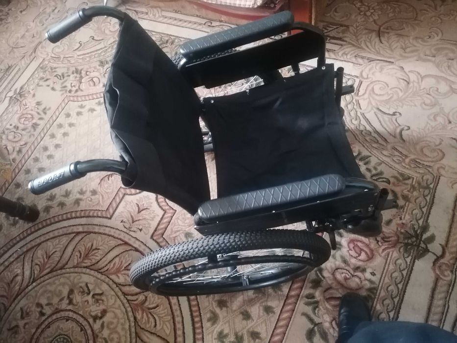 Инвалидное кресло